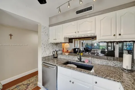 1502 Whitehall Drive Davie FL 33324