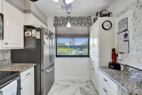 1502 Whitehall Drive Davie FL 33324