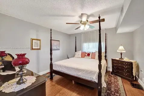 1502 Whitehall Drive Davie FL 33324