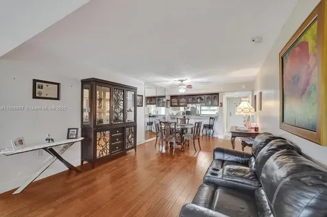 1502 Whitehall Drive Davie FL 33324