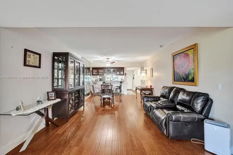 1502 Whitehall Drive Davie FL 33324