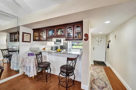 1502 Whitehall Drive Davie FL 33324