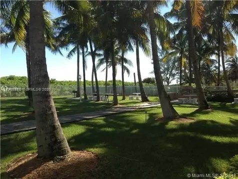6301 Collins Avenue Miami Beach FL 33141