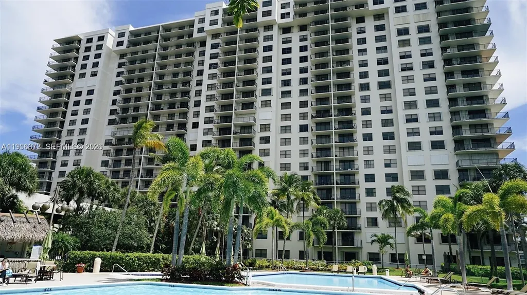 18151 NE 31st Court Aventura FL 33160