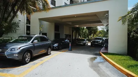 18151 NE 31st Court Aventura FL 33160
