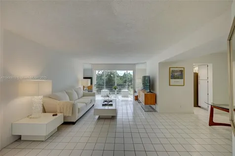 3654 Via Poinciana Lake Worth FL 33467