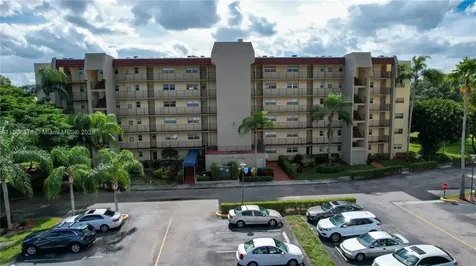 3654 Via Poinciana Lake Worth FL 33467