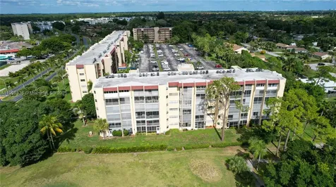 3654 Via Poinciana Lake Worth FL 33467