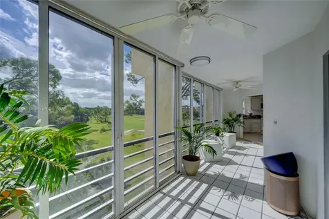 3654 Via Poinciana Lake Worth FL 33467