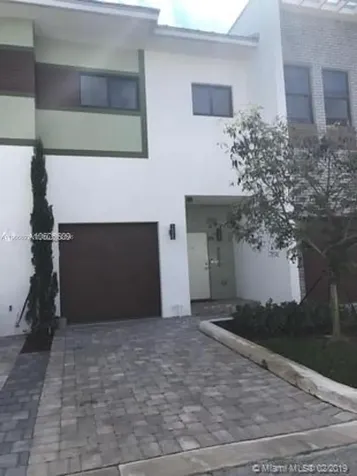 4500 NW 8th Place Plantation FL 33317