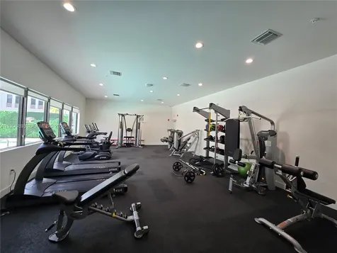 4500 NW 8th Place Plantation FL 33317