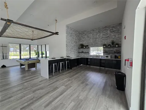4500 NW 8th Place Plantation FL 33317