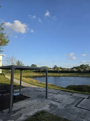 4500 NW 8th Place Plantation FL 33317