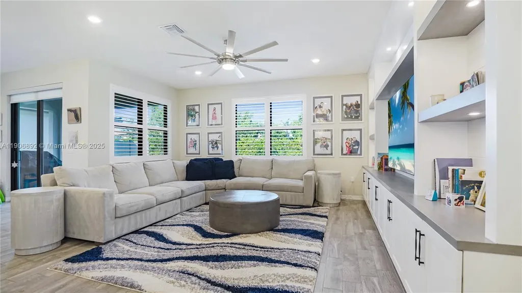 8605 Patron Lane Lake Worth FL 33467