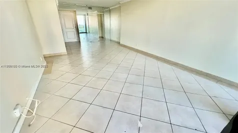 100 Bayview Drive Sunny Isles Beach FL 33160