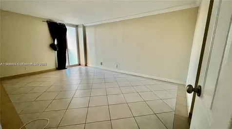100 Bayview Drive Sunny Isles Beach FL 33160