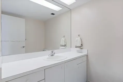 2100 S Ocean Lane Fort Lauderdale FL 33316