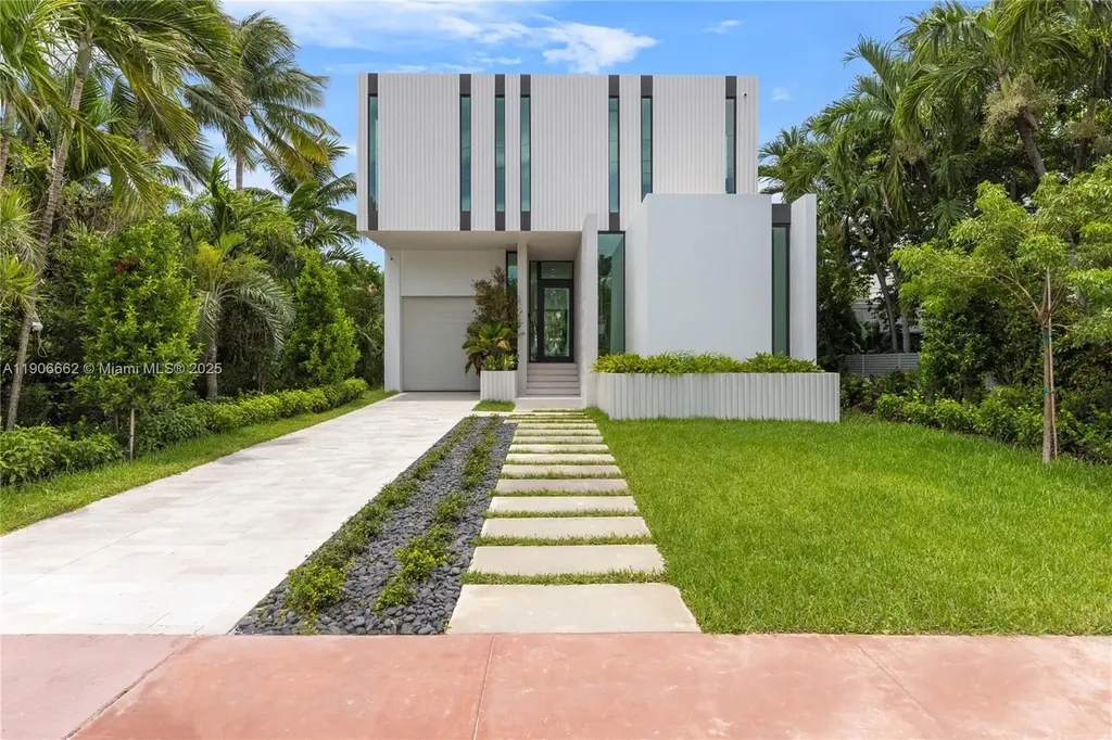 4504 Sheridan Avenue Miami Beach FL 33140