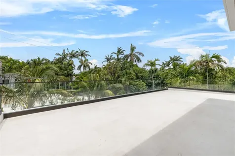 4504 Sheridan Avenue Miami Beach FL 33140