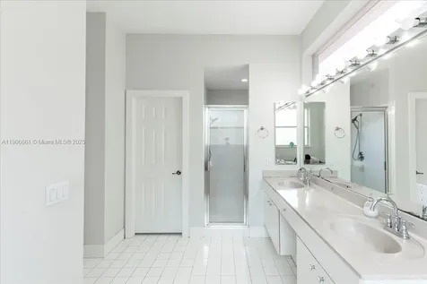 4074 SW 140th Avenue Davie FL 33330