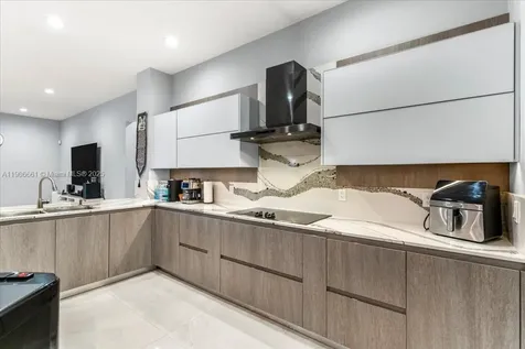 4074 SW 140th Avenue Davie FL 33330