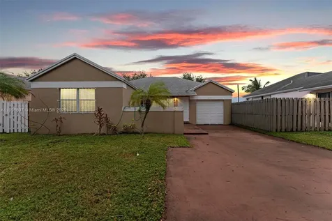 3110 NW 203rd Terrace Miami Gardens FL 33056