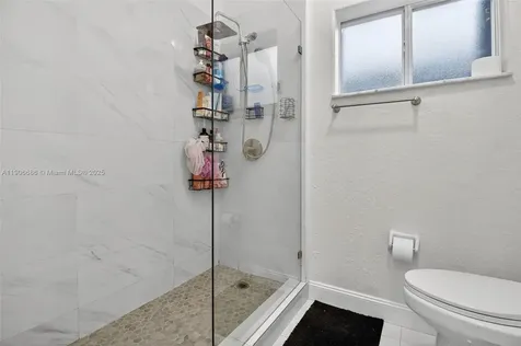 5302 SW 164th Place Miami FL 33185