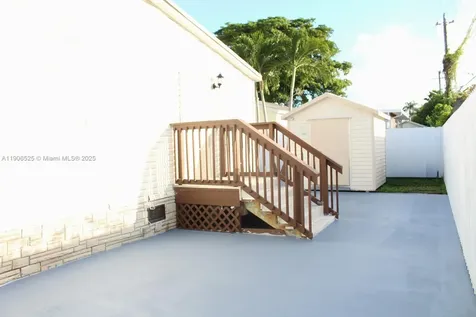 220 NE 12th Avenue Lot 219 Homestead FL 33030