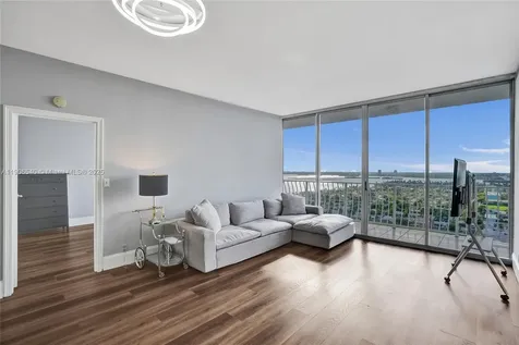 7601 E Treasure Drive Miami Beach FL 33141