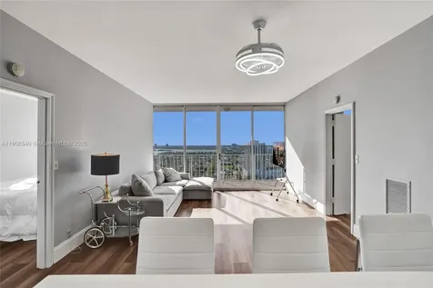 7601 E Treasure Drive Miami Beach FL 33141
