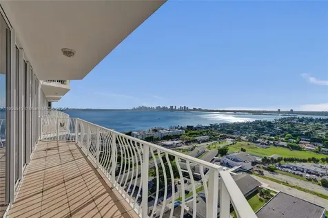 7601 E Treasure Drive Miami Beach FL 33141