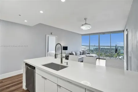 7601 E Treasure Drive Miami Beach FL 33141