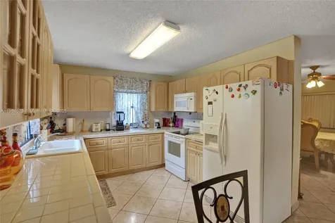 3260 NW 174th Street Miami Gardens FL 33056