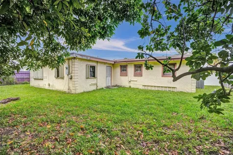 3260 NW 174th Street Miami Gardens FL 33056
