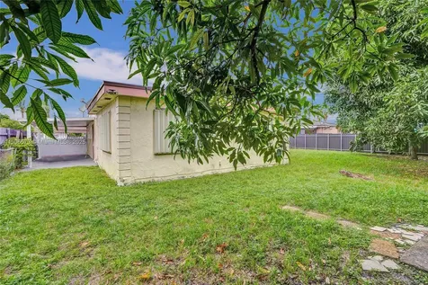 3260 NW 174th Street Miami Gardens FL 33056