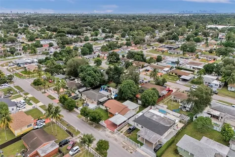 3260 NW 174th Street Miami Gardens FL 33056