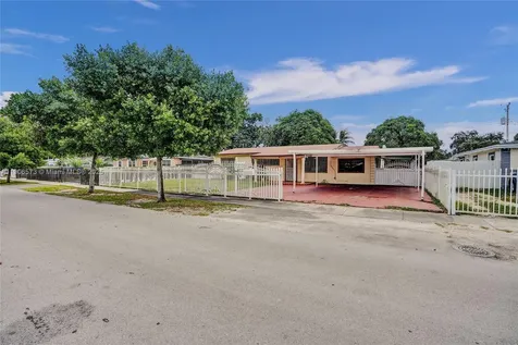 3260 NW 174th Street Miami Gardens FL 33056