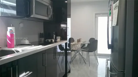 5066 E 9th Court Hialeah FL 33013