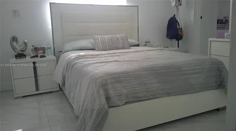 5066 E 9th Court Hialeah FL 33013
