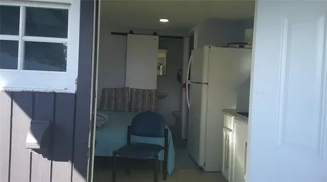 5066 E 9th Court Hialeah FL 33013