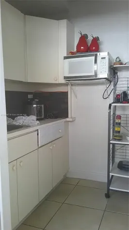 5066 E 9th Court Hialeah FL 33013