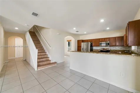 16946 SW 90th Terrace Circle Miami FL 33196
