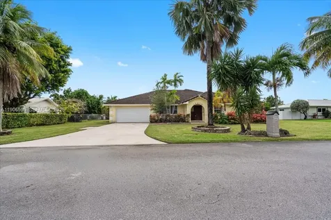 12970 SW 187th Terrace Miami FL 33177