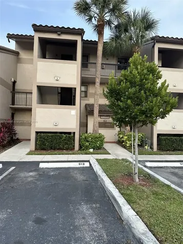 9783 Nob Hill Court Sunrise FL 33351