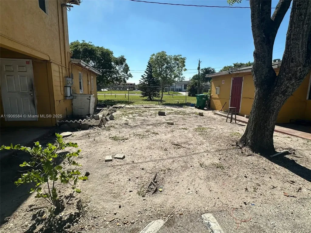 733 NW 27th Avenue Fort Lauderdale FL 33311