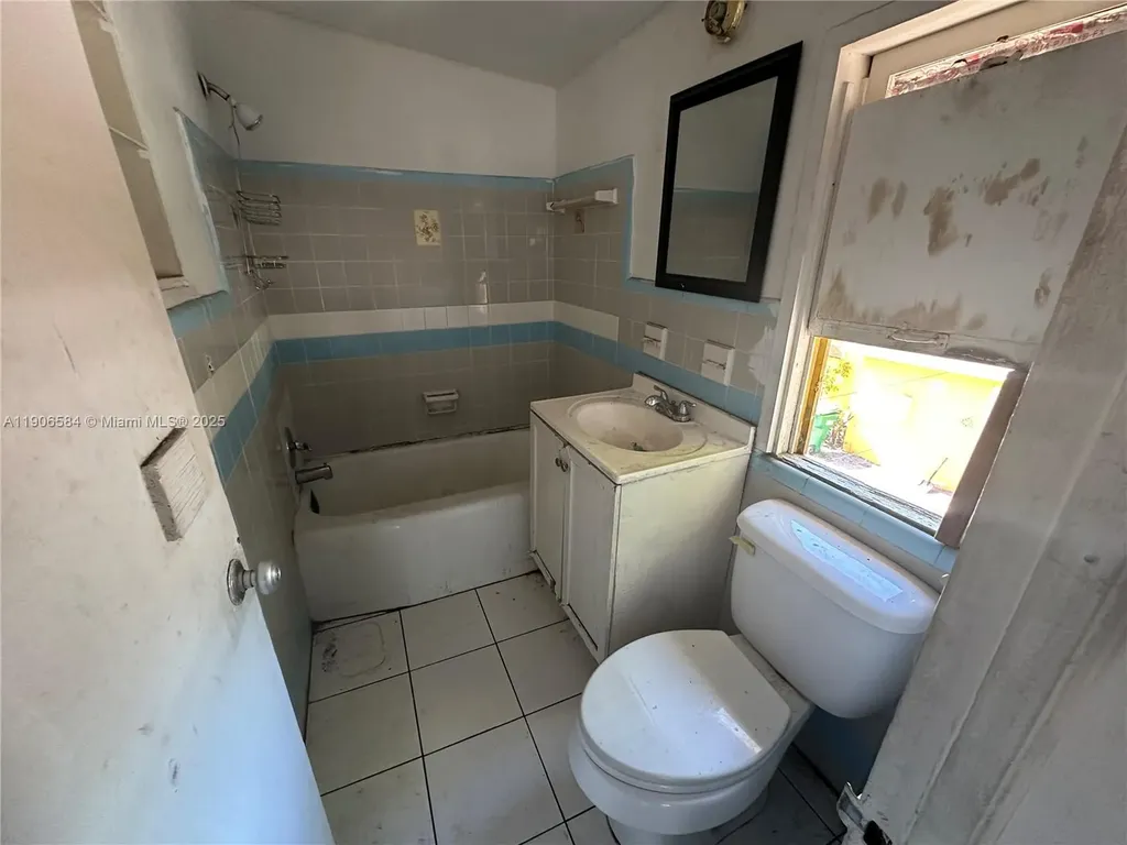 733 NW 27th Avenue Fort Lauderdale FL 33311