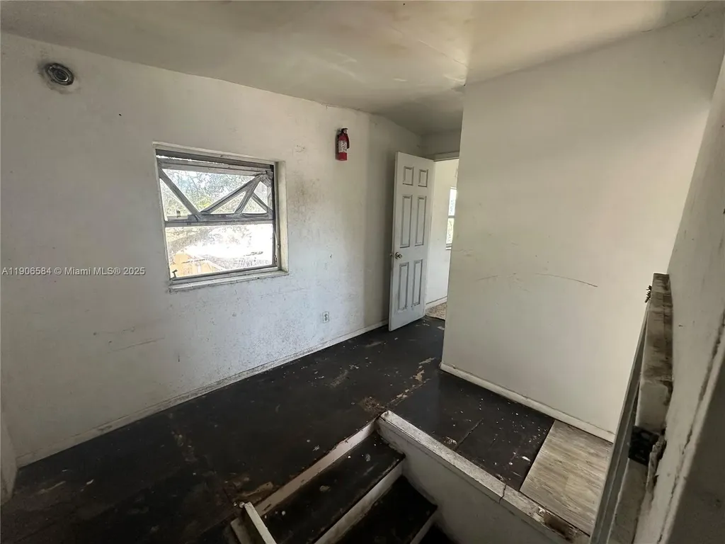 733 NW 27th Avenue Fort Lauderdale FL 33311