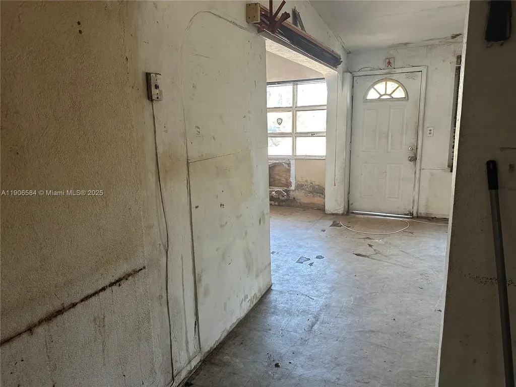 733 NW 27th Avenue Fort Lauderdale FL 33311