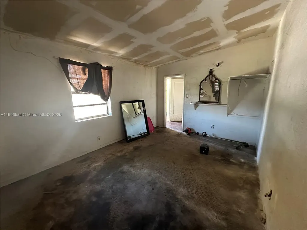 733 NW 27th Avenue Fort Lauderdale FL 33311