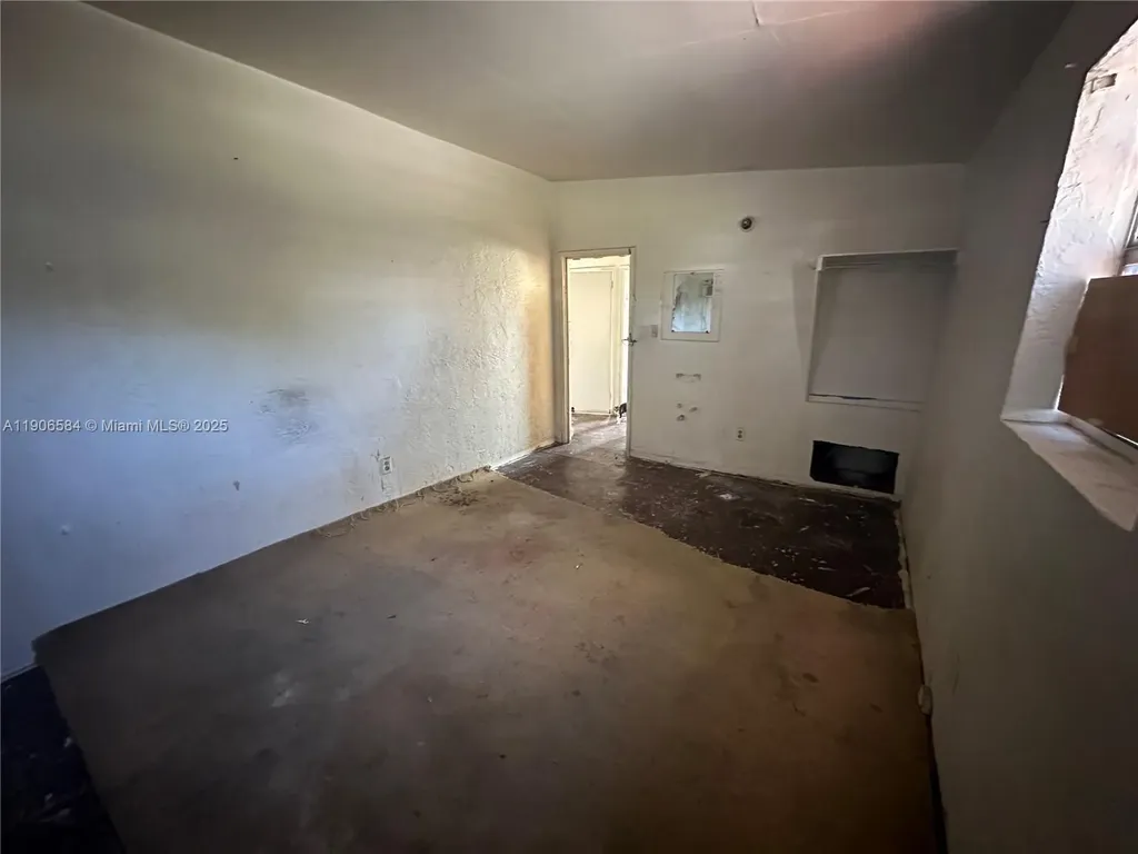 733 NW 27th Avenue Fort Lauderdale FL 33311